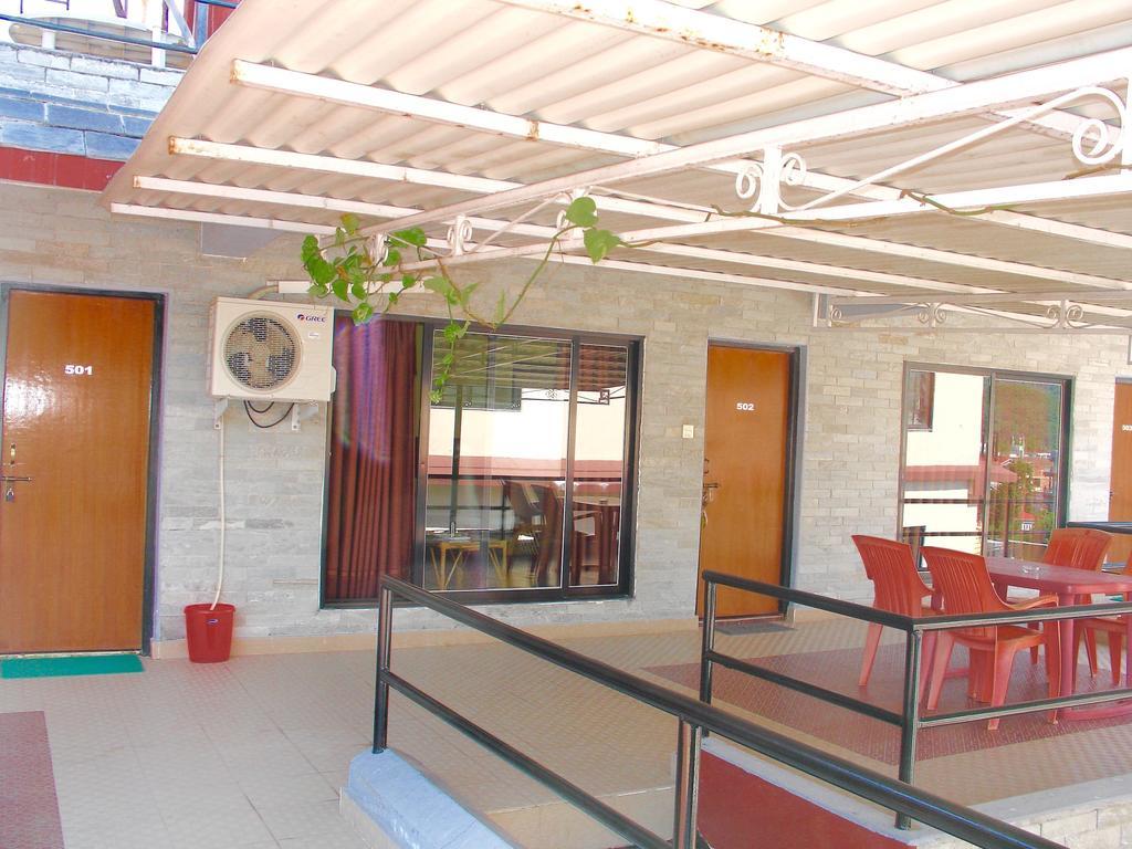 The North Face Inn Pokhara Exterior photo